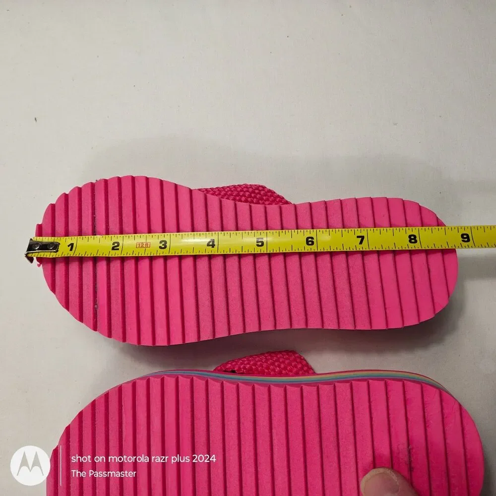 Women's Roxy Slip-On Thong Sandals US Size 5.5 - Picture 4 of 7
